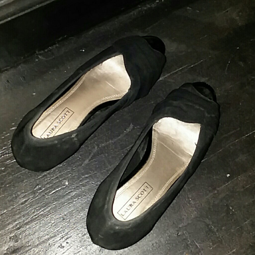 Black heels